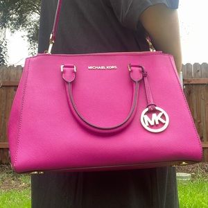 Micheal Kors Sutton Handbag